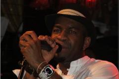 DJODI-LE-REGARD